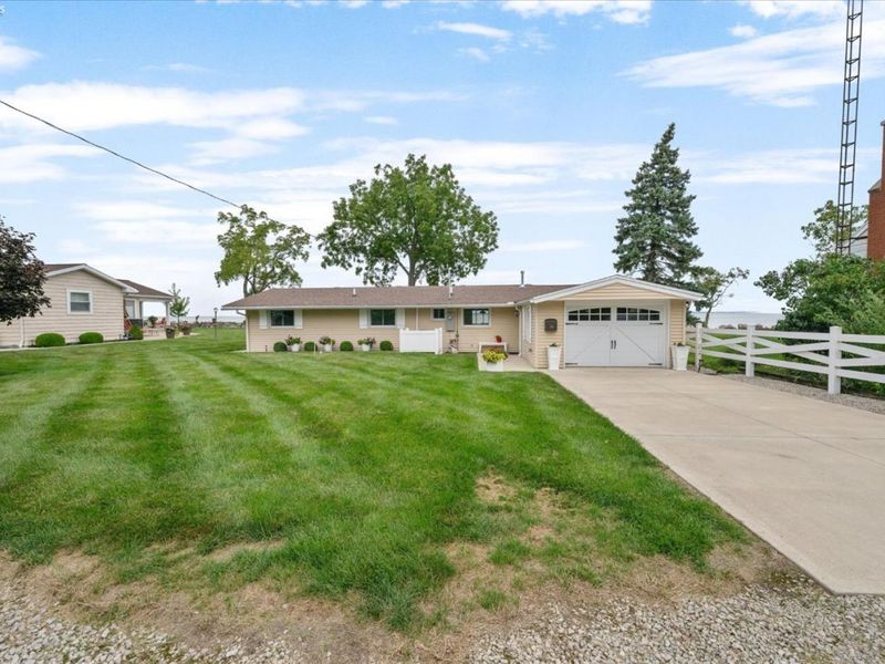 106 Lakeshore Drive, Marblehead, OH 43440 Photo 3