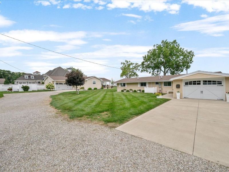 106 Lakeshore Drive, Marblehead, OH 43440 Photo 4