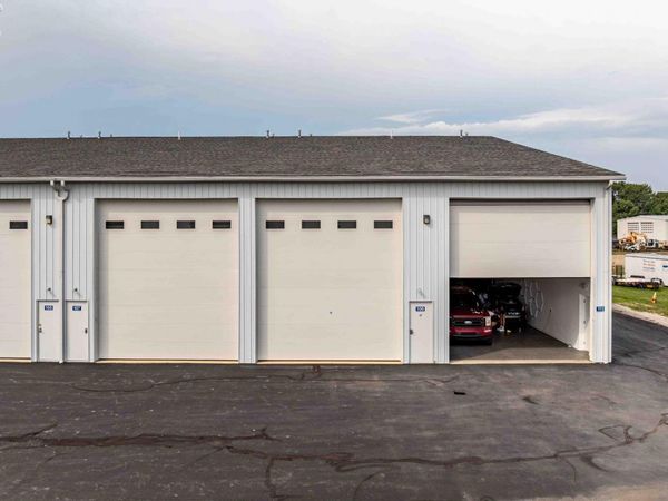 780 SE Catawba Road, Unit 9, Port Clinton, OH 43452