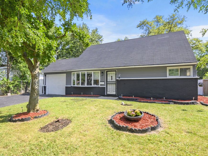Main Photo