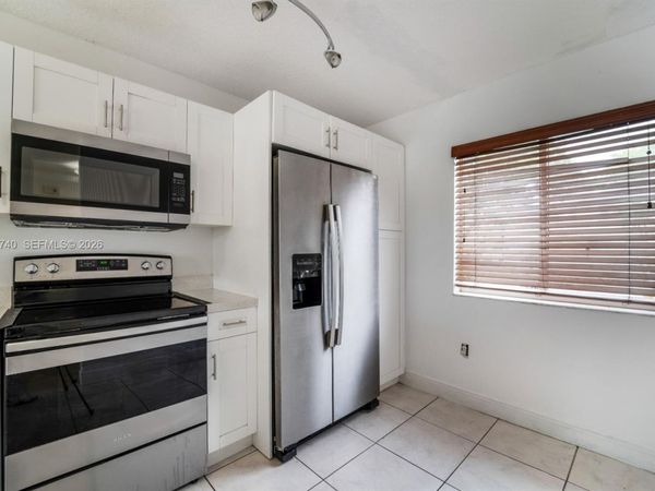 13975 SW 179th St , Miami, FL 33177