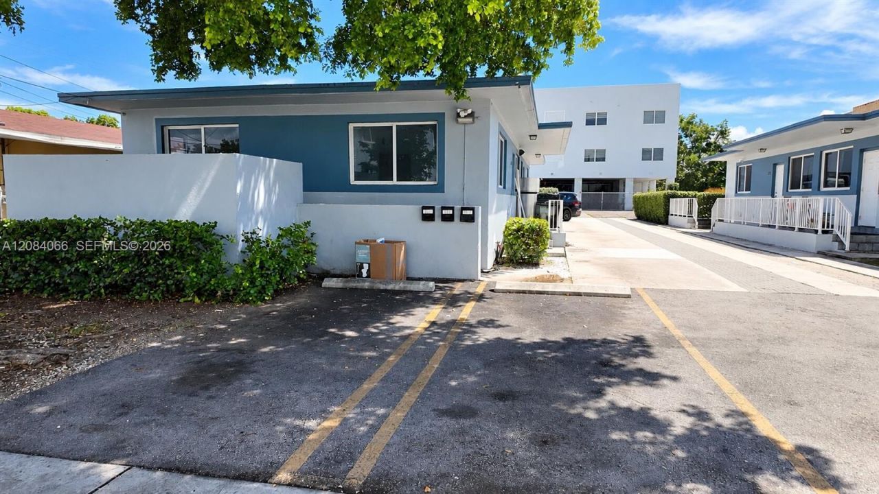 3737 NW 20th Ave , Unit 3737, Miami, FL 33142 Photo