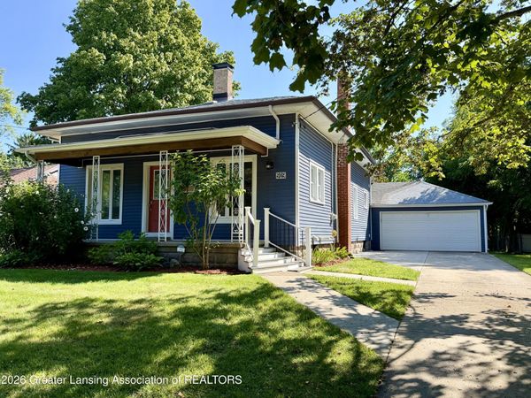 919 Degroff Street, Grand Ledge, MI 48837
