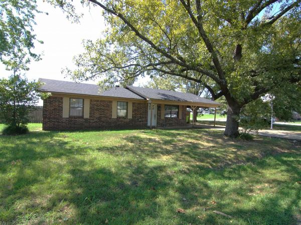 405 Plantation Drive, Lonoke, AR 72086