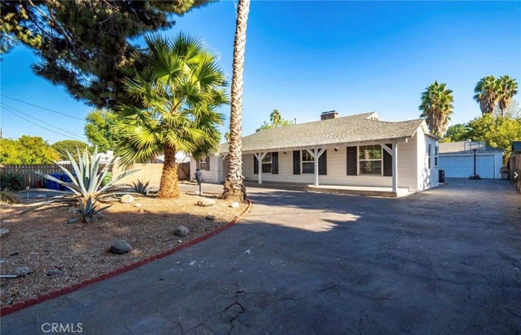 18942 Arminta Street, Reseda, CA 91335 Main Photo