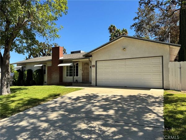 517 Lemon, Redlands, CA 92374