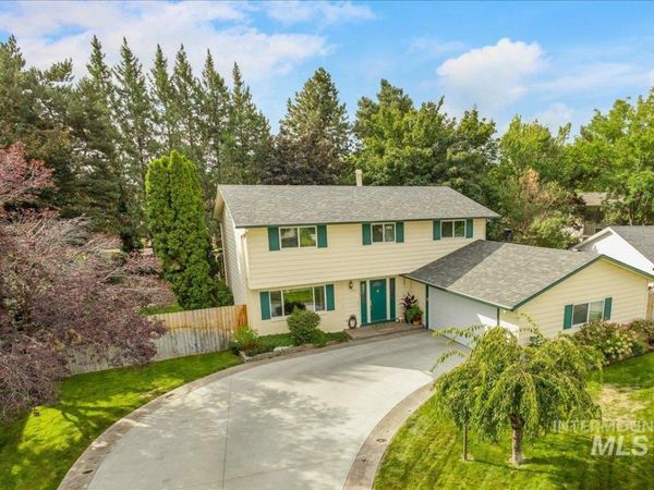 2887 S Snowflake Dr, Boise, ID 83706