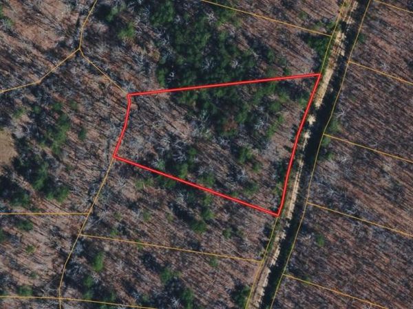 2 Timber View Road , Pikeville, TN 37367
