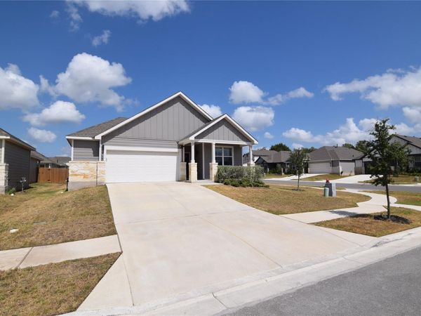 100 Corral CV, Kyle, TX 78640
