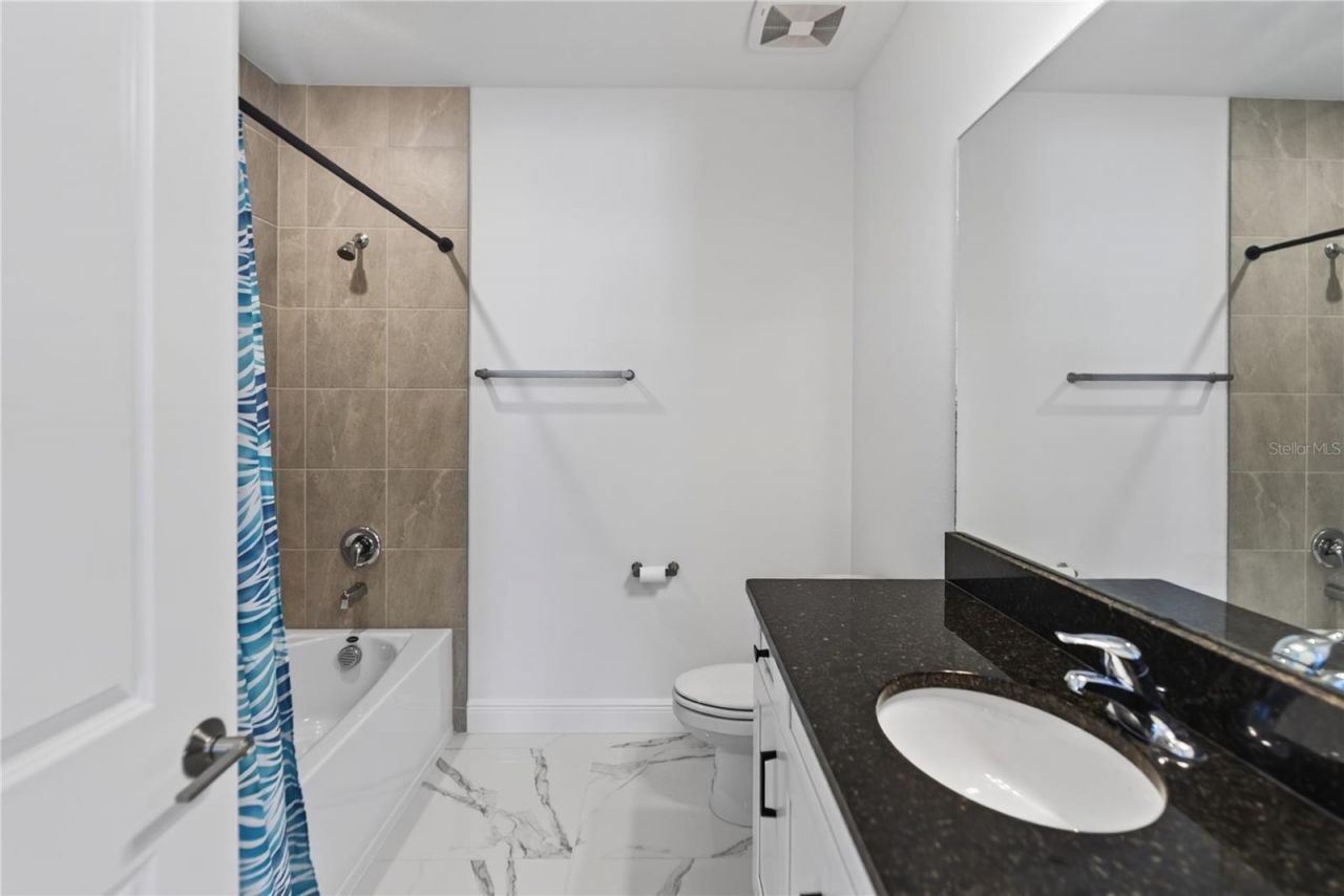7595 Seahawk Avenue, Sarasota, FL 34241 Photo