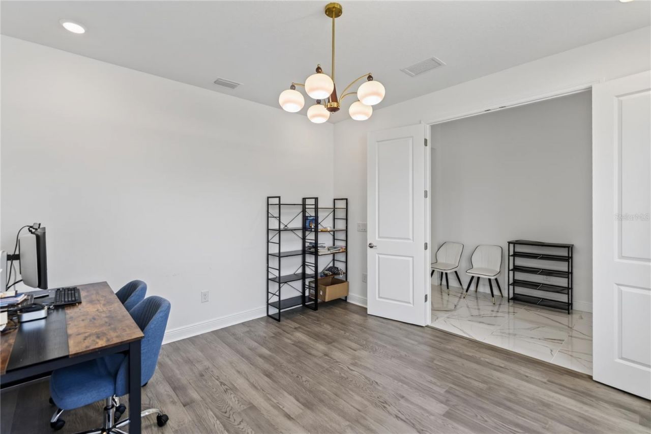 7595 Seahawk Avenue, Sarasota, FL 34241 Photo