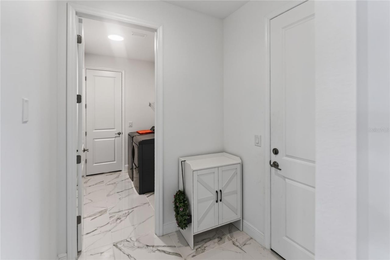 7595 Seahawk Avenue, Sarasota, FL 34241 Photo