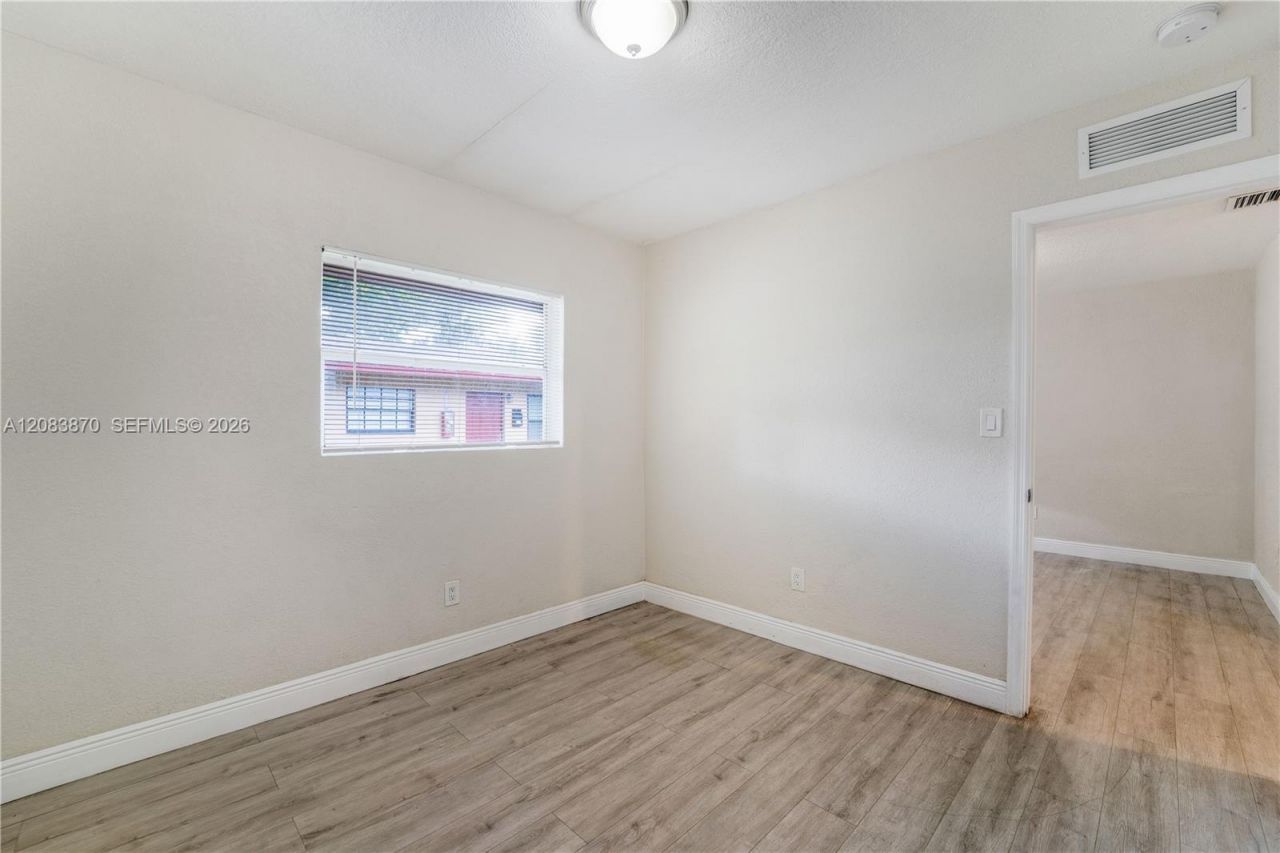 2731 NW 1st St , Unit 2, Pompano Beach, FL 33069 Photo