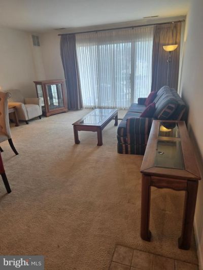 10118 CAMPUS WAY S , UPPER MARLBORO, MD 20774