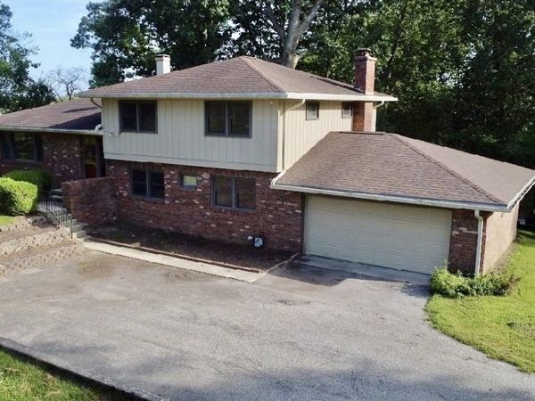 3 Golfview , Logansport, IN 46947