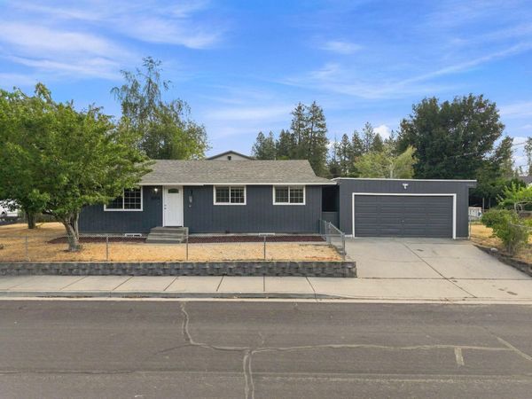 10104 E 13th Ave, Spokane, WA 99206