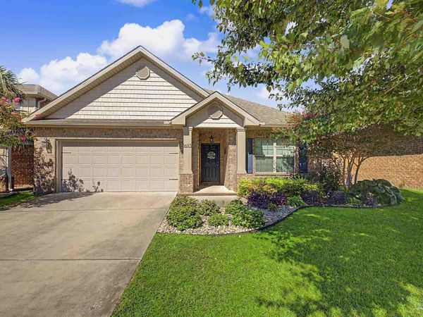 1693 Waterford Sound Blvd, Gulf Breeze, FL 32563