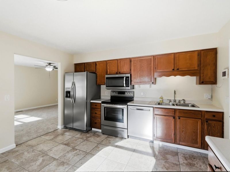 4885 E Brannan Drive, Unit 4885, Springfield, OH 45502 Photo 14
