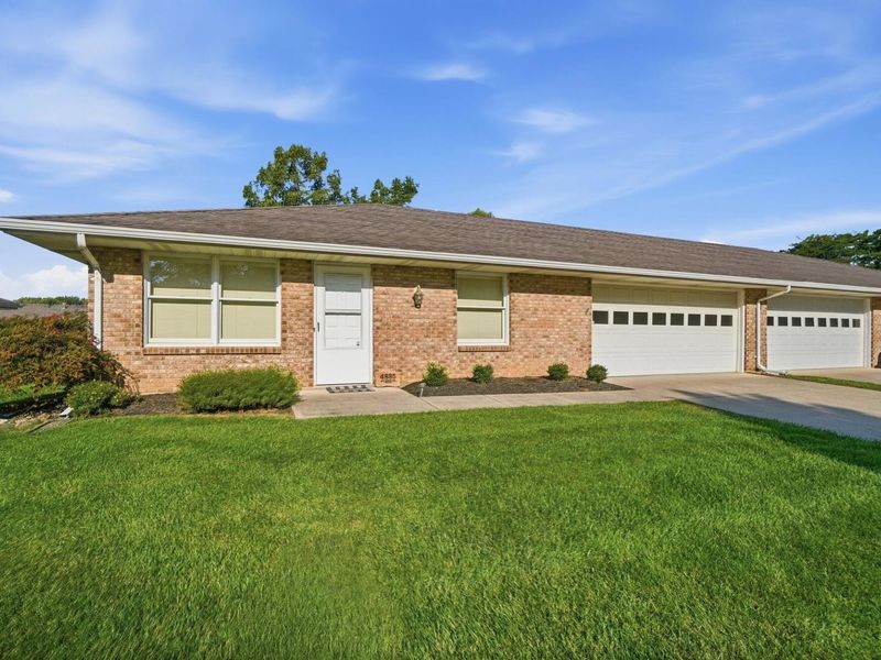4885 E Brannan Drive, Unit 4885, Springfield, OH 45502 Photo 5