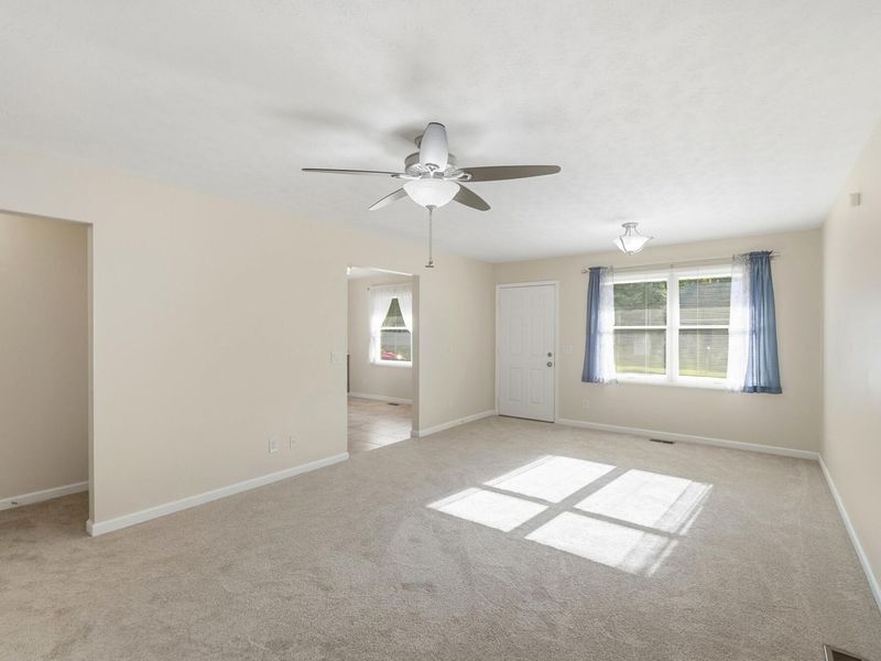 4885 E Brannan Drive, Unit 4885, Springfield, OH 45502 Photo 9
