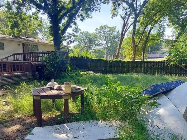 100 S Dittman Street, Frontenac, KS 66763