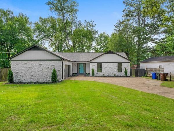 4076 OAK ROAD RD, Bartlett, TN 38135