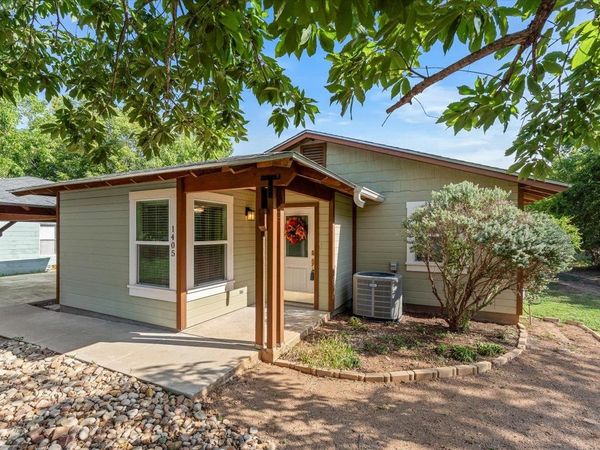 1405 Johnson ST, Marble Falls, TX 78654