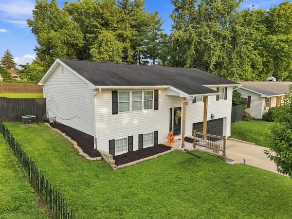 310 S Pohlman Road , Chillicothe, OH 45601