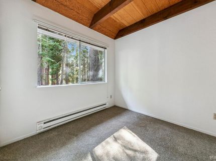 1930 Osage Circle, South Lake Tahoe, CA 96150 Photo