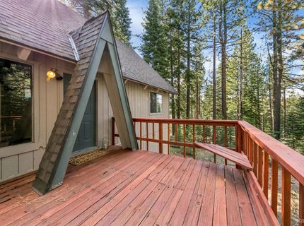 1930 Osage Circle, South Lake Tahoe, CA 96150 Photo