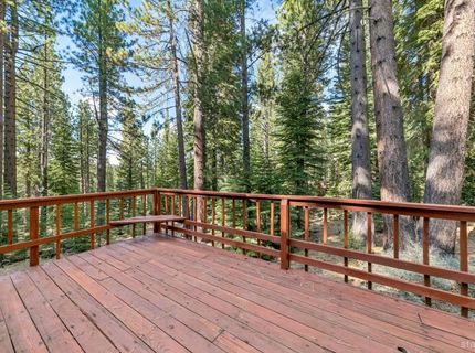 1930 Osage Circle, South Lake Tahoe, CA 96150 Photo