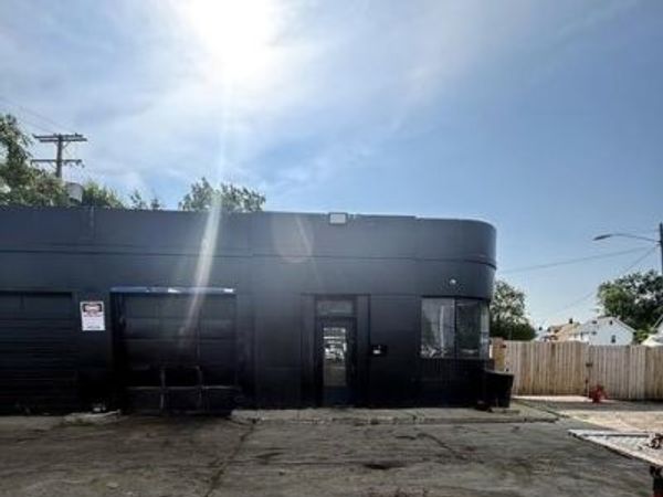 17202 Saint Clair Avenue, Cleveland, OH 44110