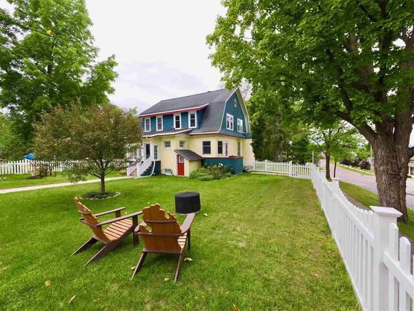 501 S Lake Street, Boyne City, MI 49712