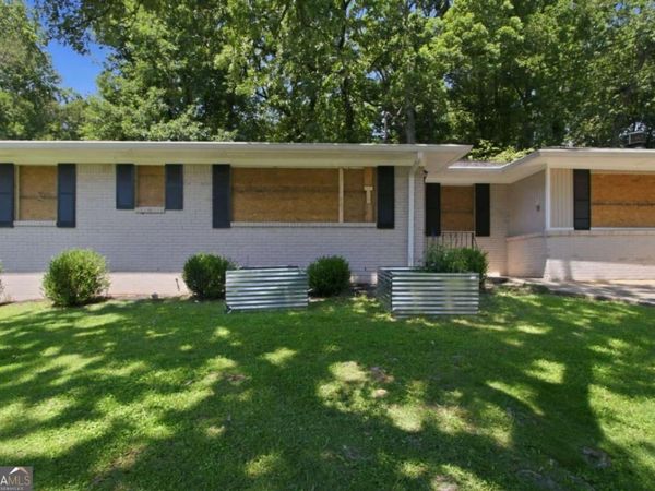 1763 Meadowglades Drive, Decatur, GA 30035