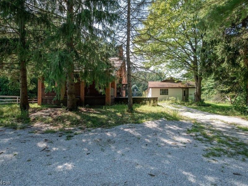 2864 Som Center Road, Willoughby Hills, OH 44094 Photo 11