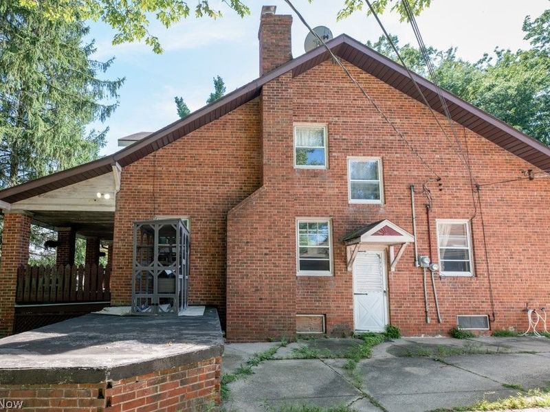 2864 Som Center Road, Willoughby Hills, OH 44094 Photo 2