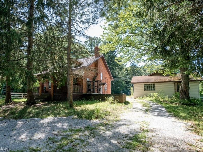 2864 Som Center Road, Willoughby Hills, OH 44094 Photo 3