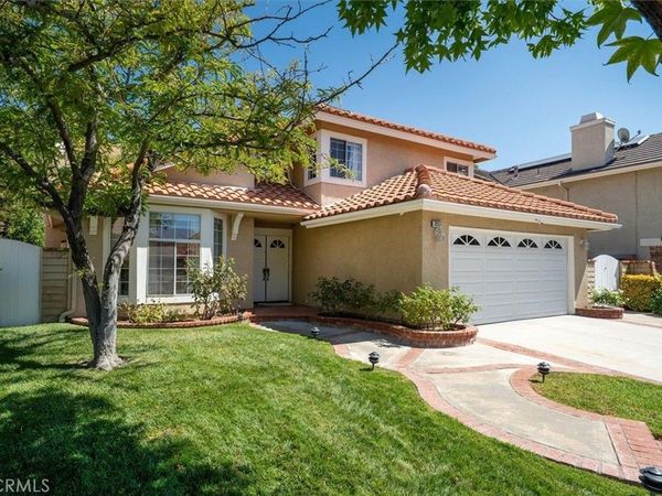 20551 Caitlin Lane, Saugus, CA 91350