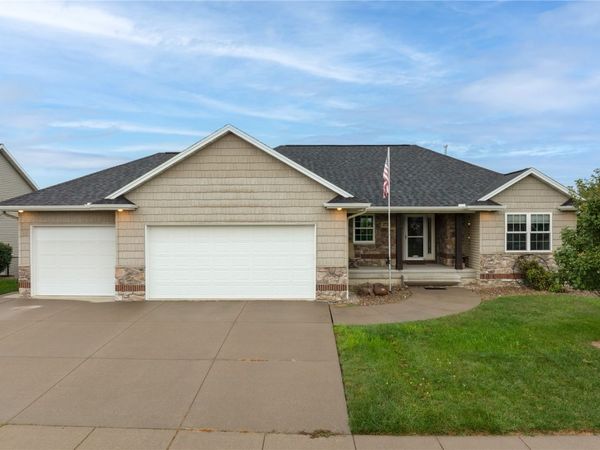 272 Barrington Court, Marion, IA 52302