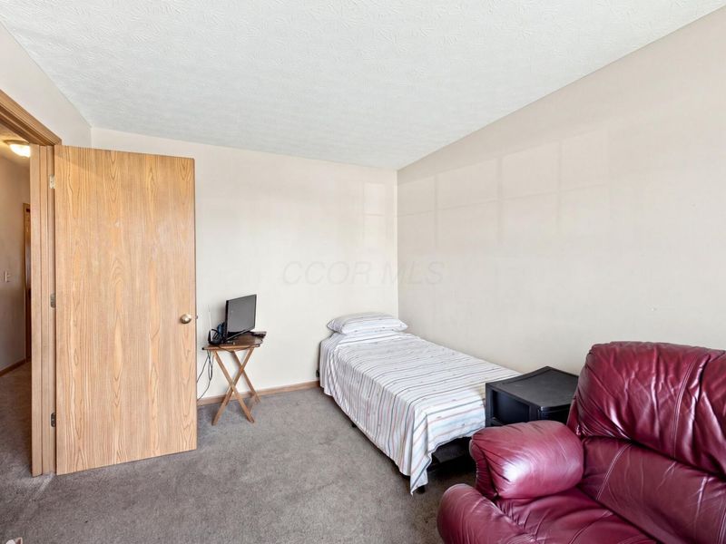 1456 October Ridge Court , Columbus, OH 43223 Photo 15