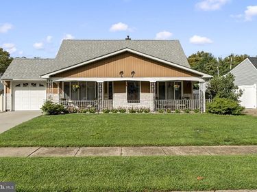 189 KENWOOD DRIVE S, LEVITTOWN, PA 19055