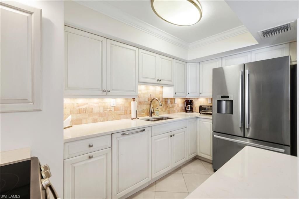 3443 Gulf Shore N Blvd N, Unit 313, Naples, FL 34103 Photo