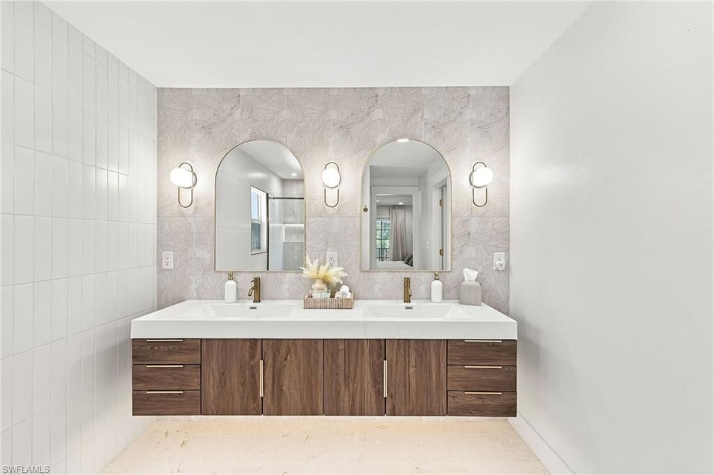 13270 Electron Dr , Fort Myers, FL 33908 Photo