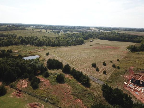 5595 Little Farms Road, Guthrie, OK 73044