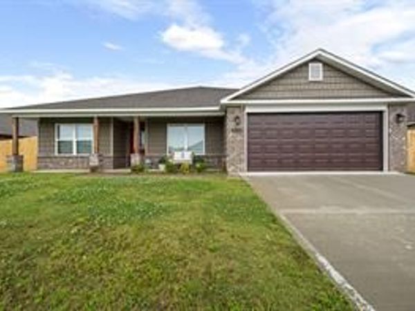 2783 W McLaren Drive, Fayetteville, AR 72704