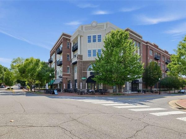 58 Canton Street, Unit 202, Alpharetta, GA 30009