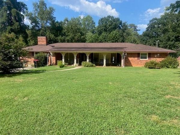 140 Bobs Drive , Mableton, GA 30126