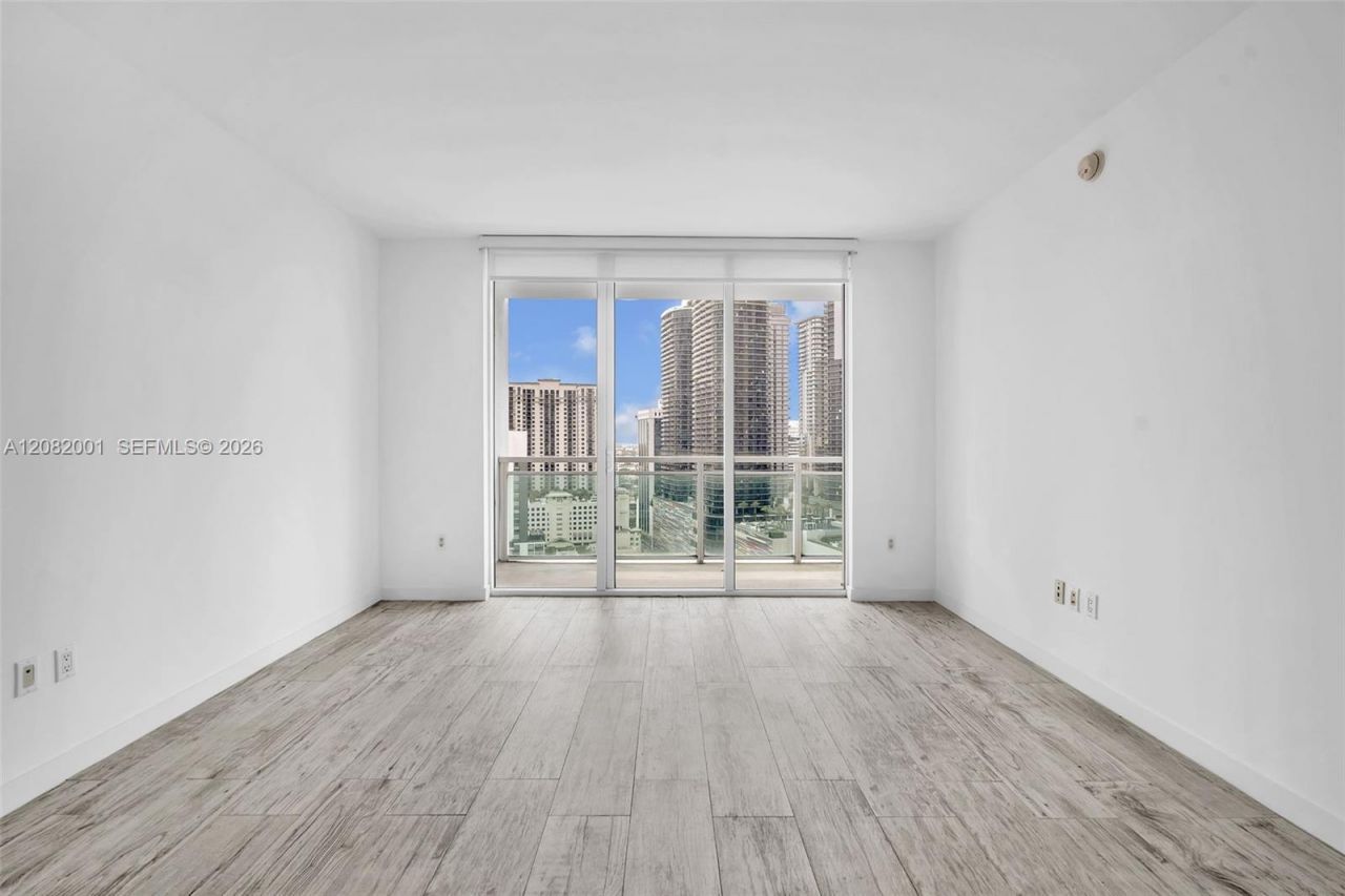 951 Brickell Ave , Unit 2403, Miami, FL 33131 Photo