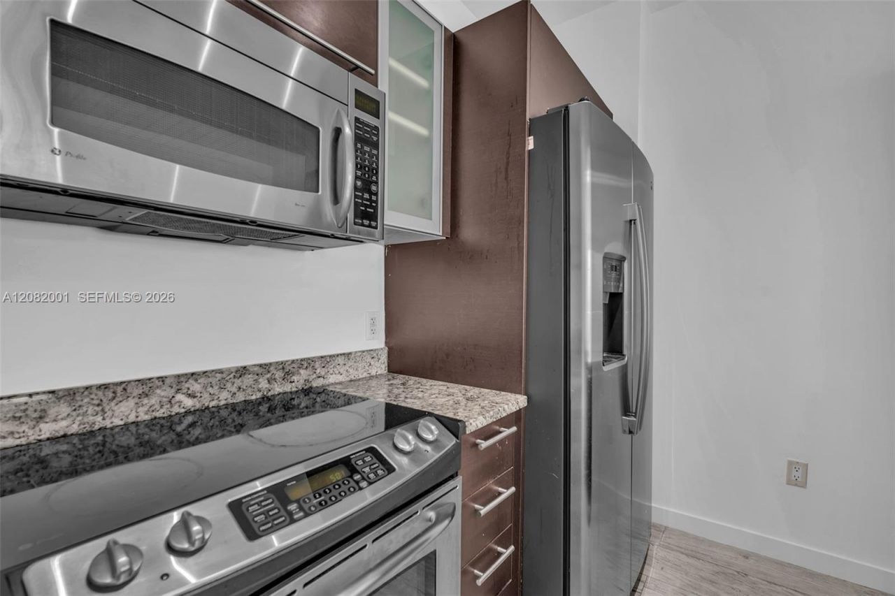 951 Brickell Ave , Unit 2403, Miami, FL 33131 Photo