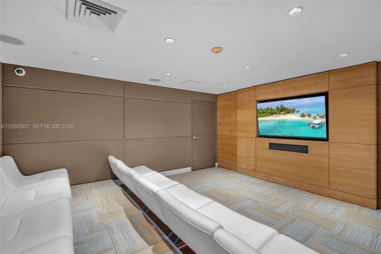 951 Brickell Ave , Unit 2403, Miami, FL 33131 Photo